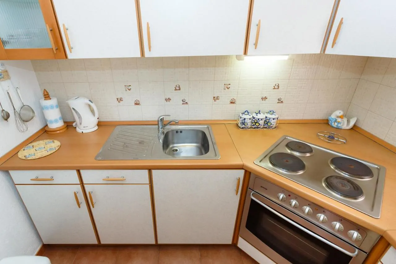 Apartmani Vrsek Vrbnik  0*, Vrbnik (Primorje-Gorski Kotar)