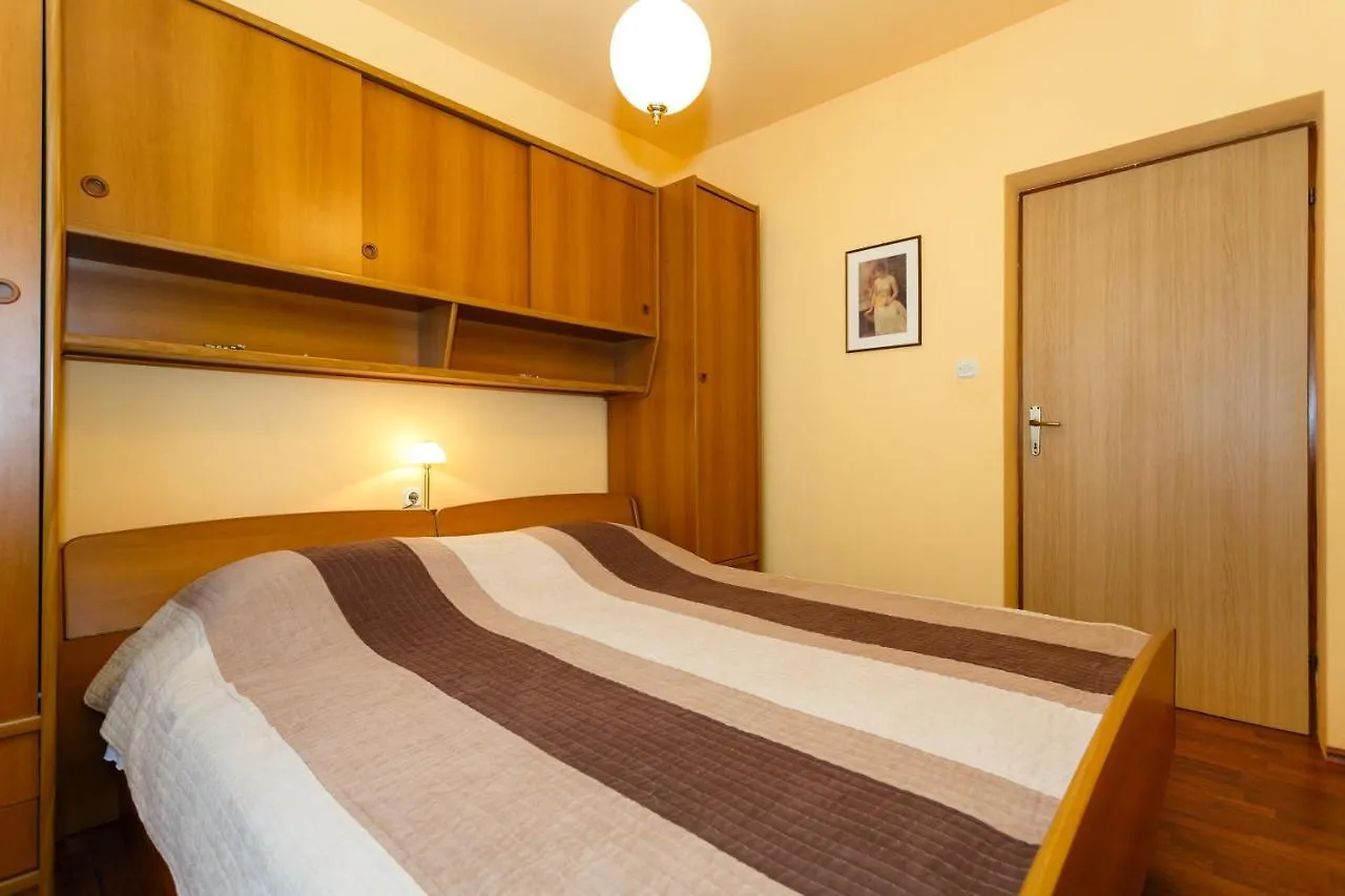 Apartmani Vrsek Vrbnik  Appartamento